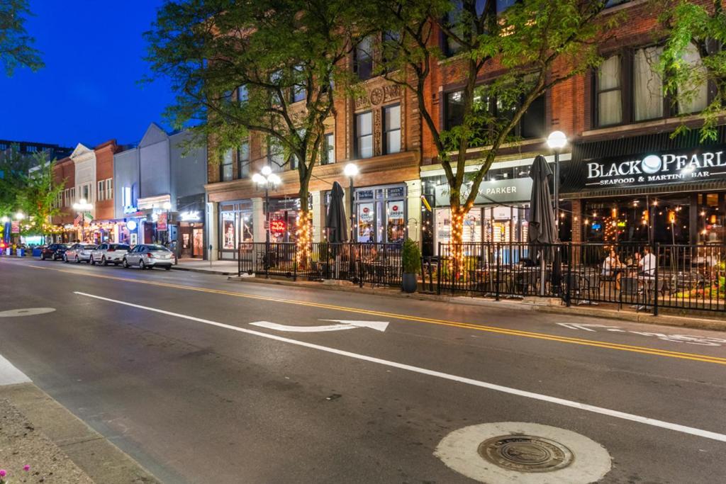 Exhibit A2 Lägenhet Ann Arbor Exteriör bild